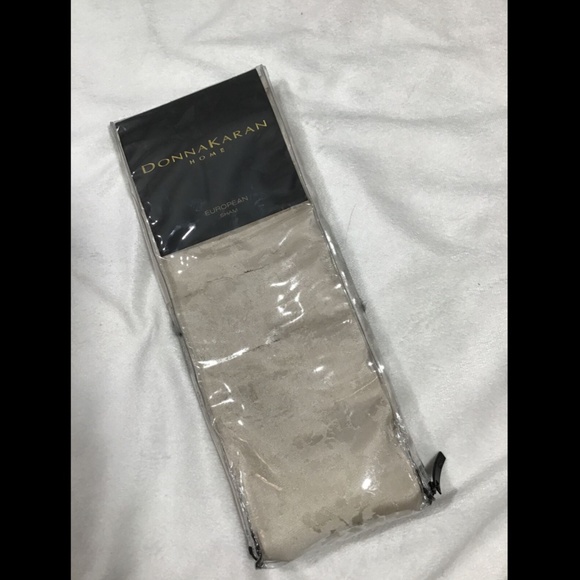 NIB Donna‎ Karan Moonscape Euro Pillow Sham Champag - Picture 1 of 12